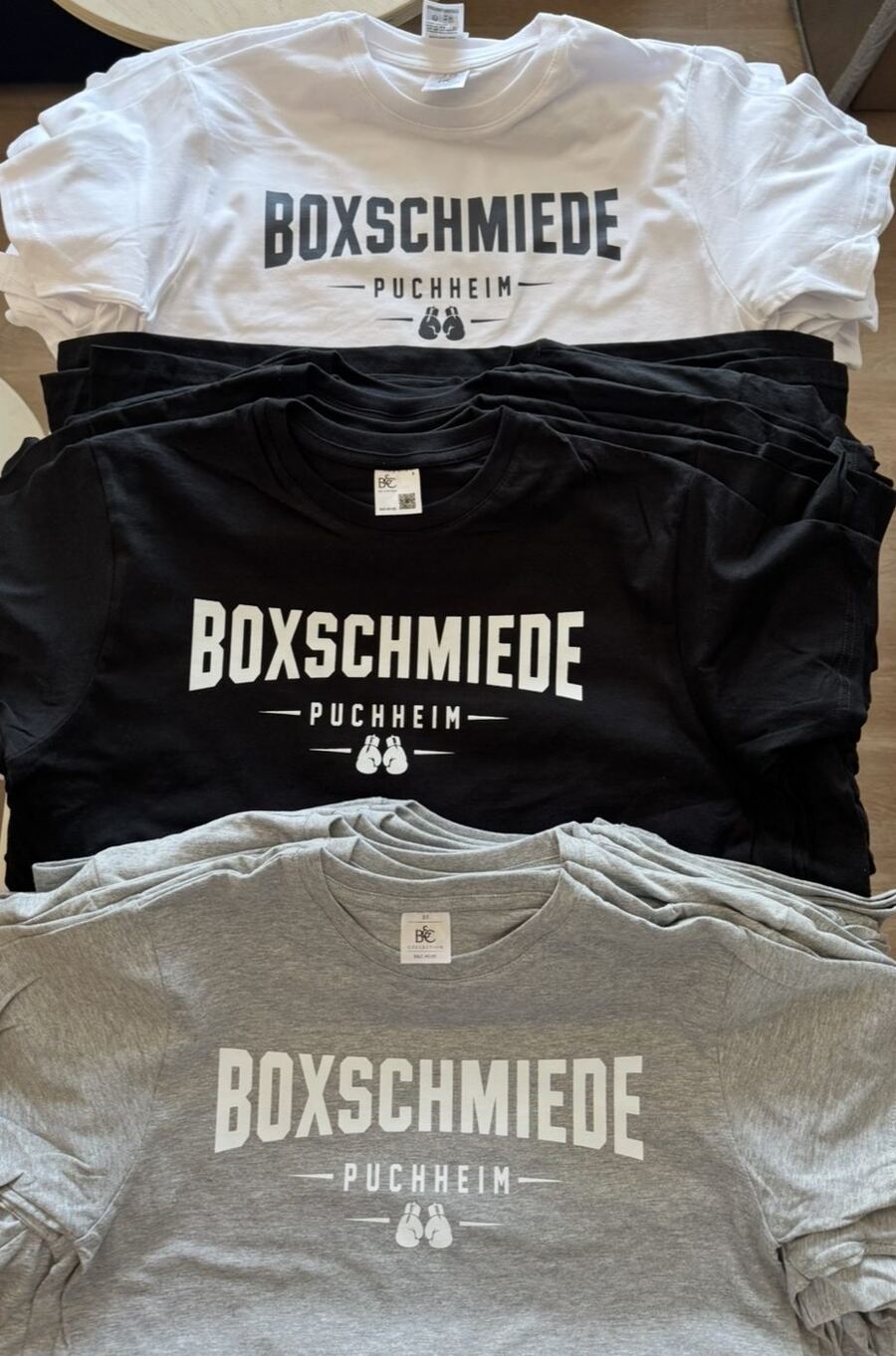 Bedruckte Teamshirts für Boxschmiede Puchheim