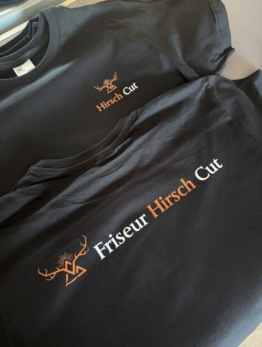 Bedruckte Shirts für Friseur Hirsch Cut